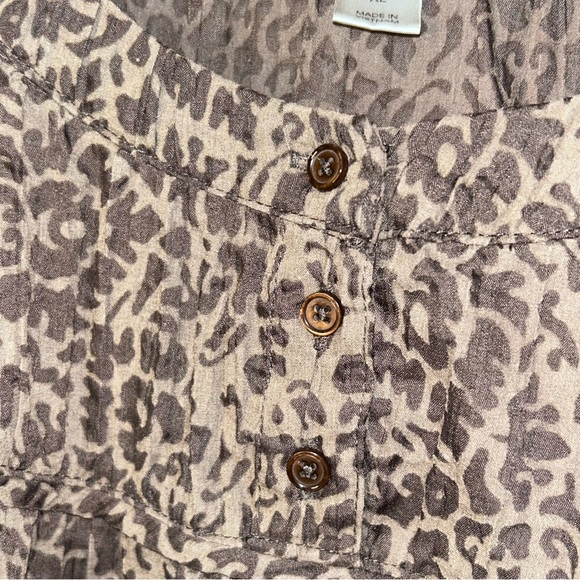 Christopher & Banks Brown Charcoal Print Peasant Top Flutter Sleeves Buttons XL - Picture 7 of 9